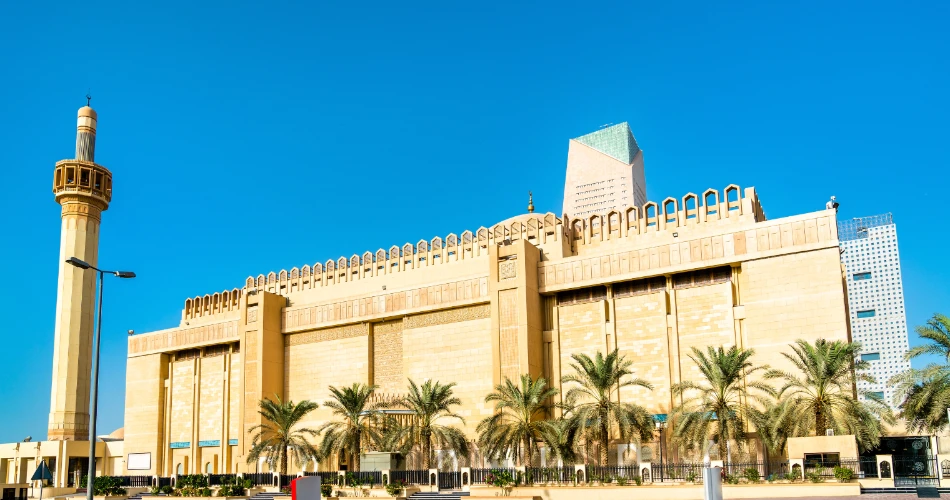 Timeless Charm of Kuwait’s Souq Al-Mubarakiya

