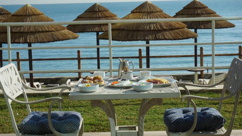 Al Kout Beach Hotel Image 10