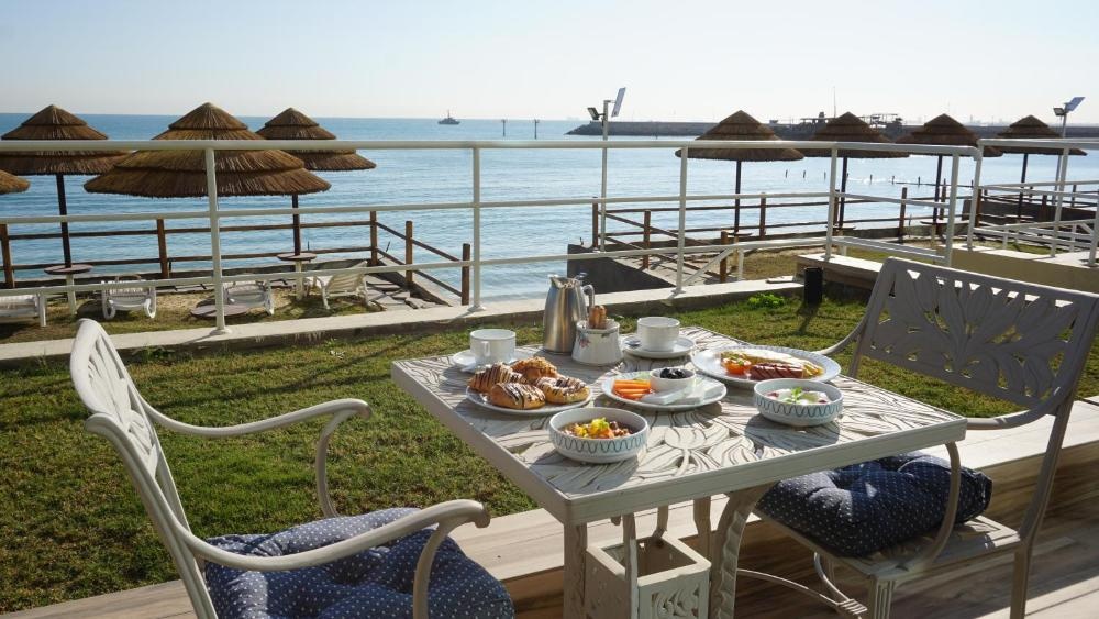 Al Kout Beach Hotel Image 16